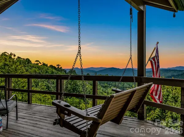179 Sarvis LN, Mars Hill, NC 28754