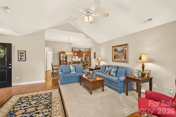 128 Lone Oak CIR, Rock Hill, SC 29732