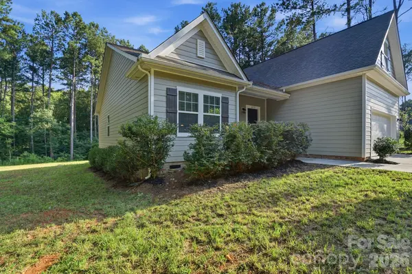 8175 Long Island RD, Catawba, NC 28609
