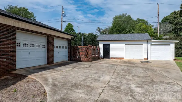 1316 Oak Canopy RD, Lincolnton, NC 28092