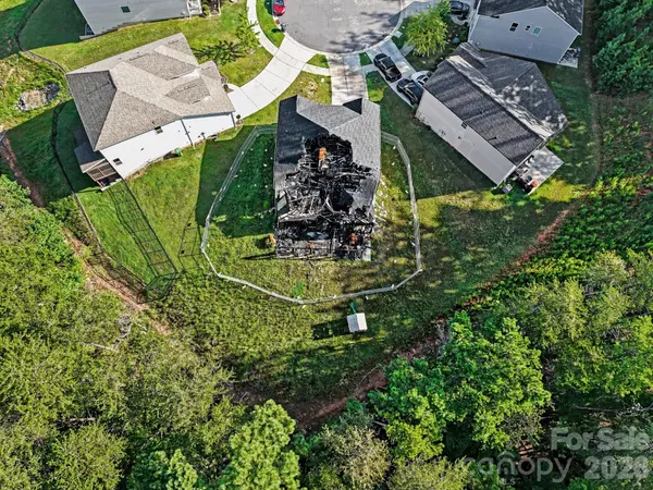 16226 Fieldstone TRCE, Charlotte, NC 28278
