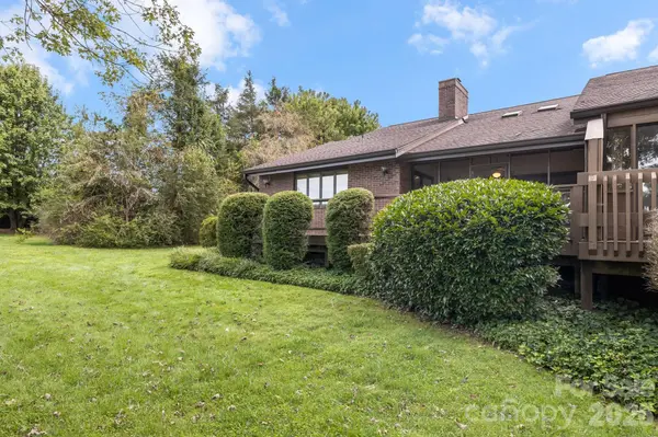 15 Moland DR #A, Etowah, NC 28729