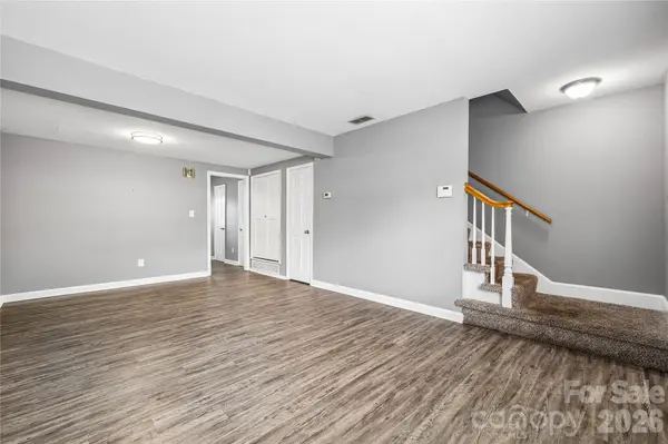 6436 Old Pineville RD #E, Charlotte, NC 28217