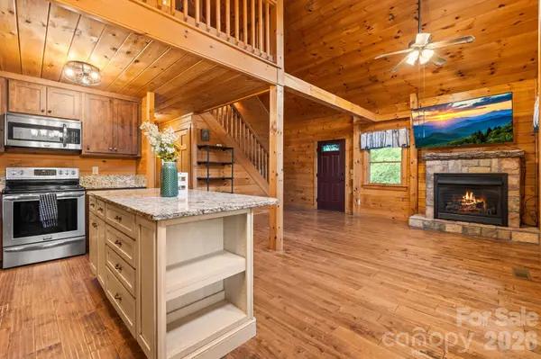 7803 Nc 183 None, Newland, NC 28657