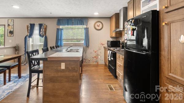 602 Preston Brooks DR, Catawba, SC 29704