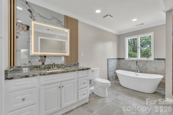 490 Morehead RD, Marion, NC 28752