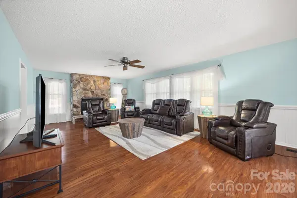 4060 Point Clear DR, Tega Cay, SC 29708