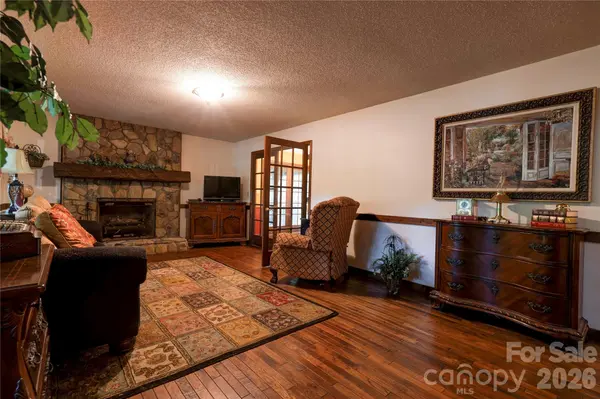 812 Southridge DR, Kings Mountain, NC 28086