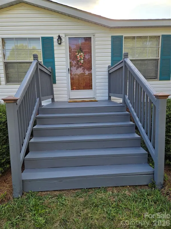 3449 Yount RD, Newton, NC 28658
