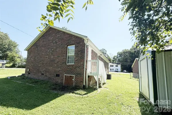527 E Carpenter ST, Dallas, NC 28034