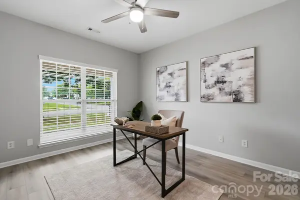 1001 Yellow Daisy DR, Matthews, NC 28104