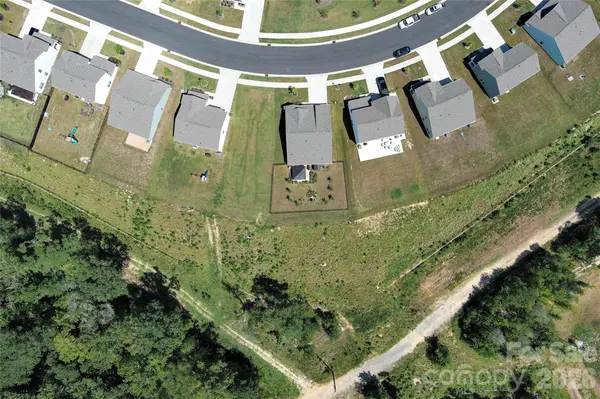 1177 Blackburn CIR, Edgemoor, SC 29714