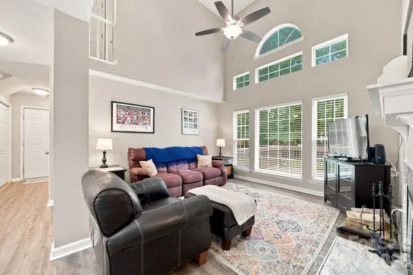 11308 Clayford RDG, Charlotte, NC 28215