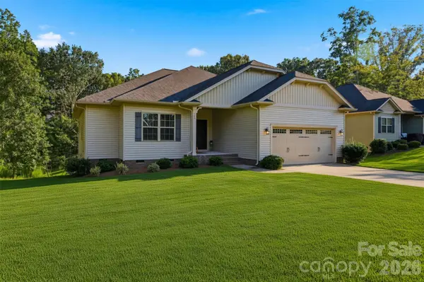 140 Wylie TRL, Statesville, NC 28677