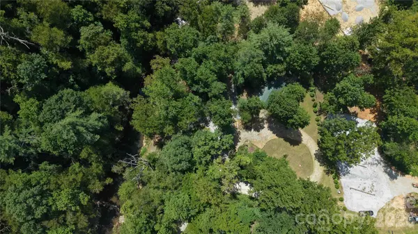 1363 Armstrong Creek RD, Marion, NC 28752