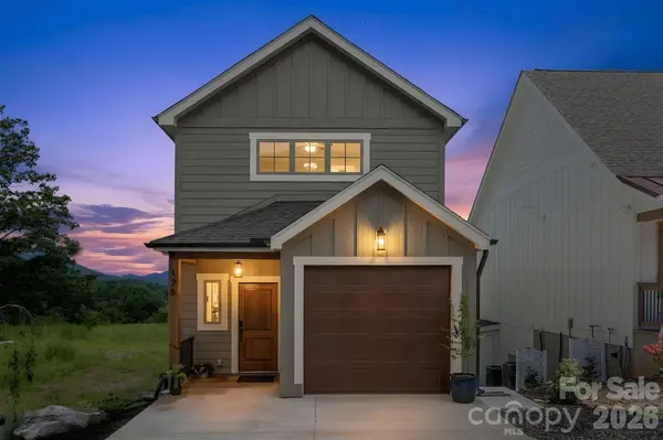 128 Chepstow PL, Black Mountain, NC 28711