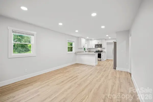 81 Second ST, Canton, NC 28716