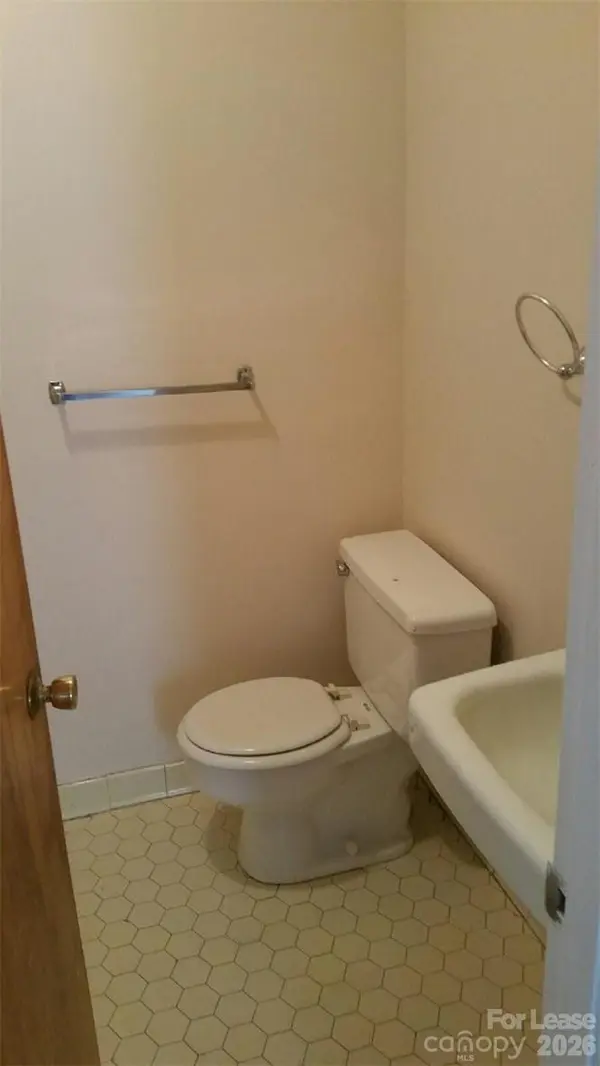 505 Warren ST W #B 11, Shelby, NC 28150