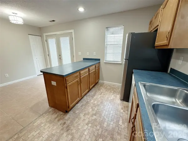 5745 Prescott CT, Charlotte, NC 28269