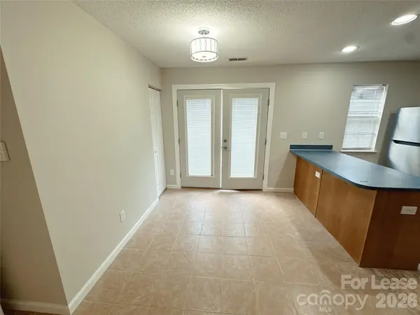 5745 Prescott CT, Charlotte, NC 28269