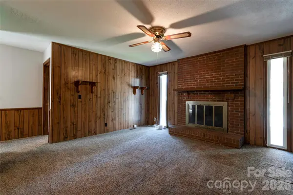 1208 N Piedmont AVE, Kings Mountain, NC 28086