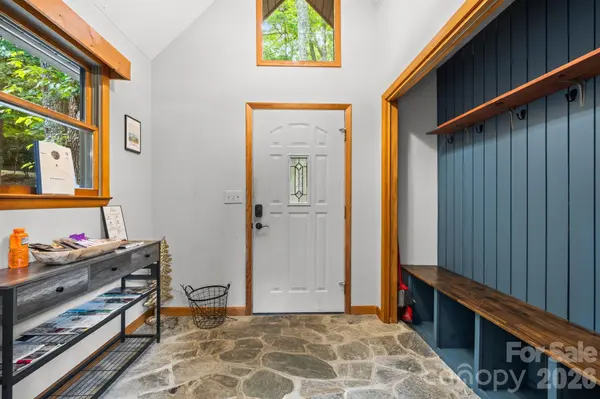 383 Bear Ridge TRL, Fleetwood, NC 28626