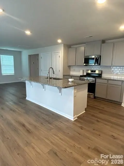 212 Brentwood DR, Statesville, NC 28625