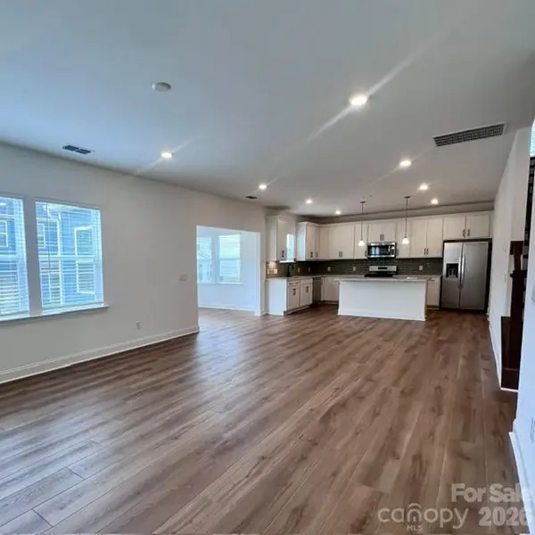 553 Cottage Garden LN, Belmont, NC 28012
