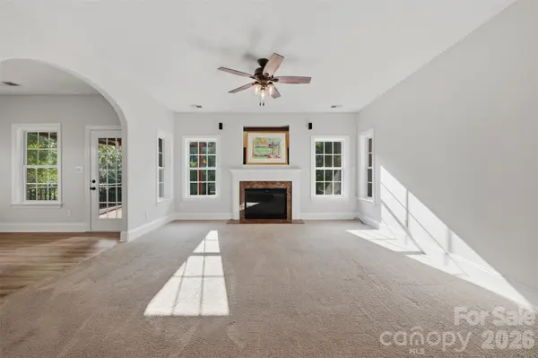 254 Streamside PL, Mooresville, NC 28115