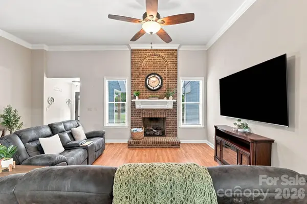 106 Webbed Foot RD, Mooresville, NC 28117