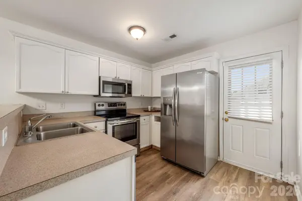 1423 Jasper Ridge DR, Indian Land, SC 29707