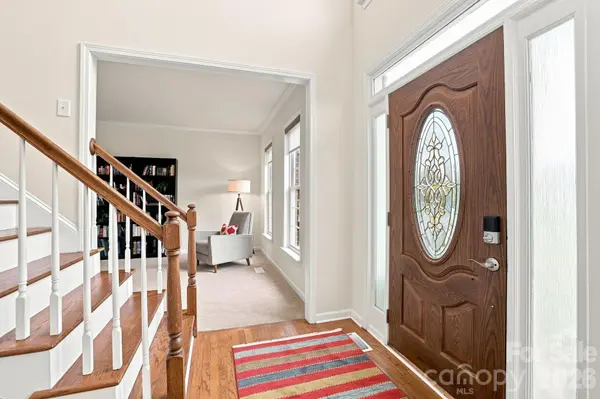 12415 Oakbriar LN, Charlotte, NC 28273