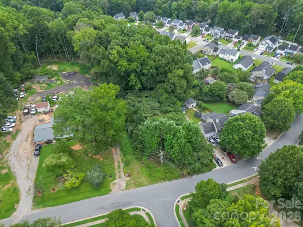 3229 James RD, Charlotte, NC 28215