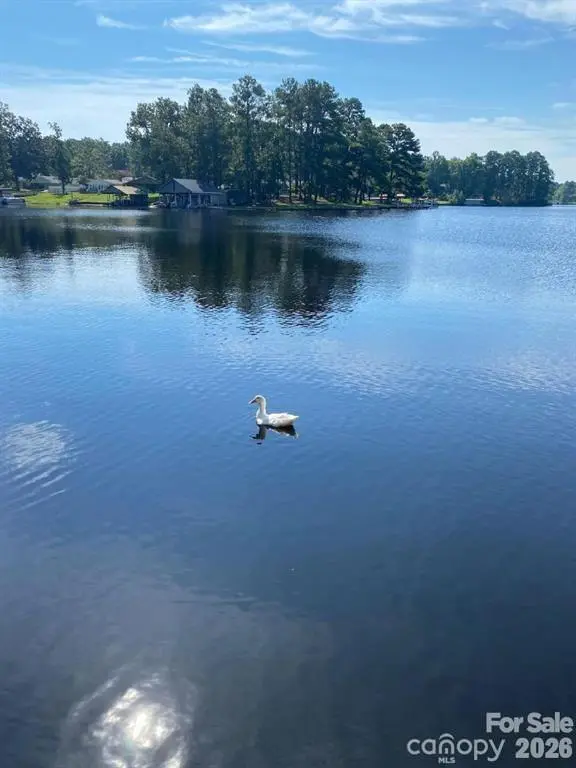 217 Sandy Point LN #12, Hartsville, SC 29550