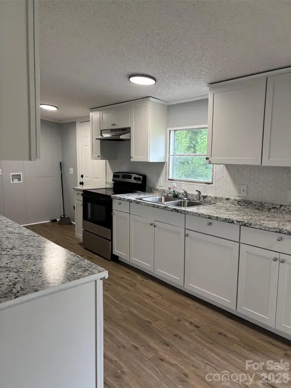 141 Patricia ST, Lancaster, SC 29720