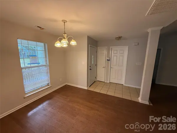 2615 Robyns Glen DR, Charlotte, NC 28269