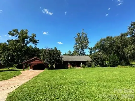 45 Reedy Creek CT, Hendersonville, NC 28792
