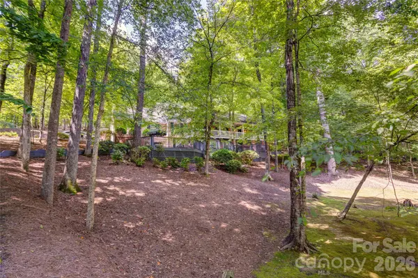 129 Overbrook DR NE, Concord, NC 28025