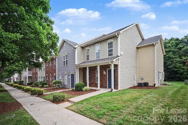 116 Locomotive LN #101, Mooresville, NC 28115