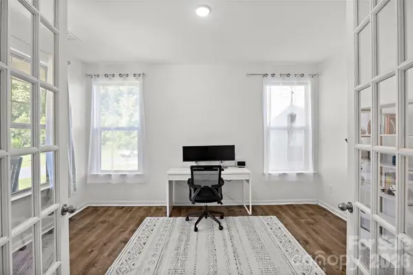 1036 Moonlight Mist RD, Belmont, NC 28012