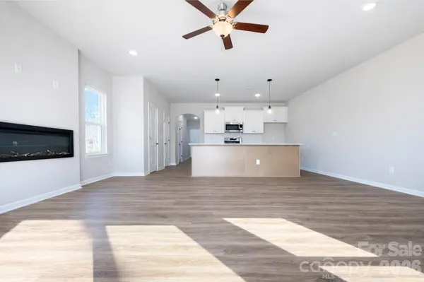 5913 Wallace AVE, Charlotte, NC 28227