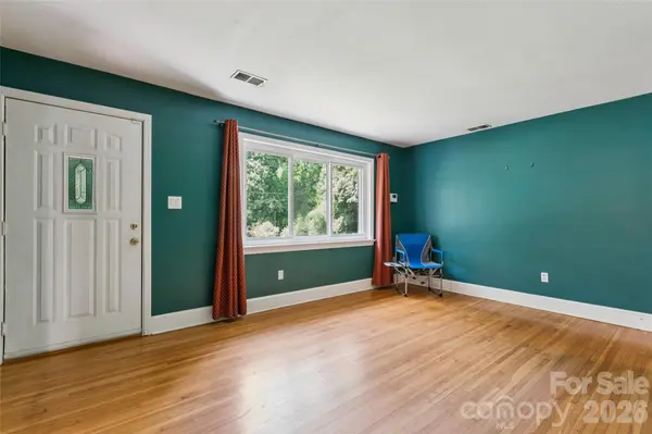 2305 Williams RD, Matthews, NC 28105