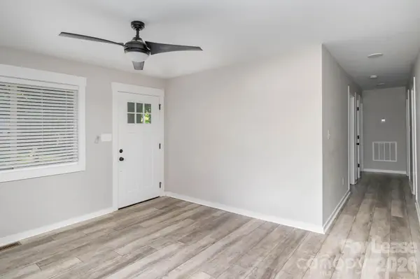 312 Glenrock DR, Charlotte, NC 28217