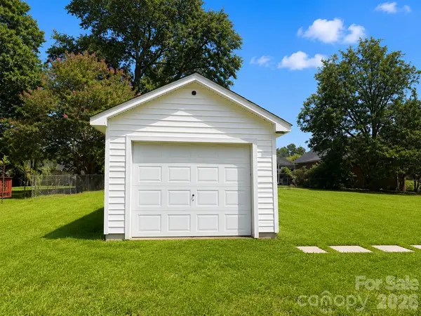 302 S Myrtle School RD, Gastonia, NC 28052