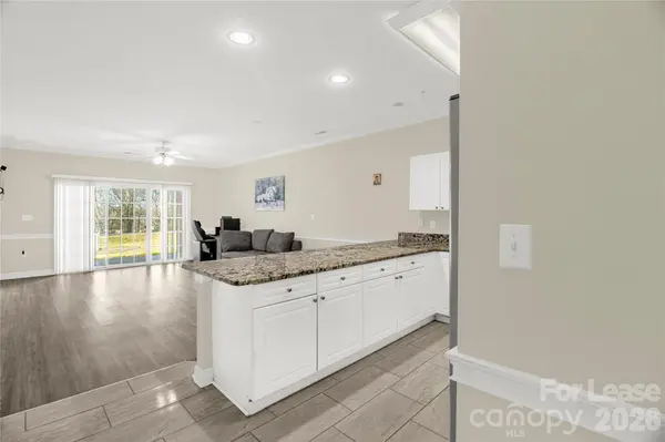 9047 Meadow Vista RD #104, Charlotte, NC 28213