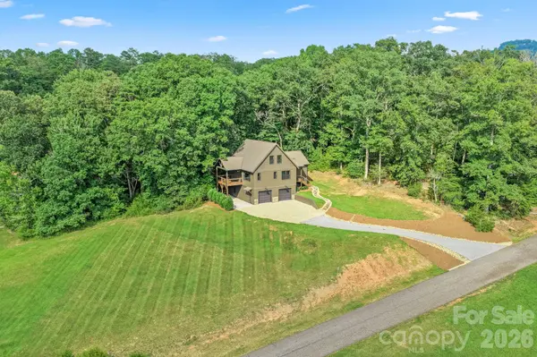 340 Porter Creek DR, Franklin, NC 28734