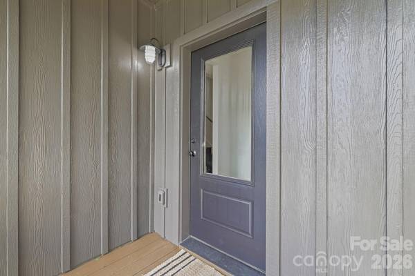 340 Porter Creek DR, Franklin, NC 28734