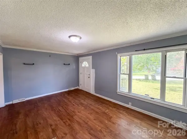 831 Fairview ST, Kannapolis, NC 28083