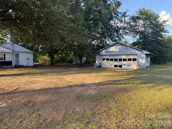 3764 Old Georgetown RD W, Kershaw, SC 29067