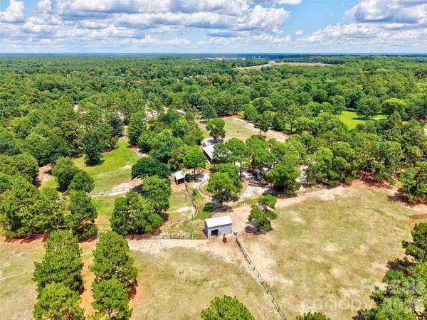 1377 Pine RD, Camden, SC 29020